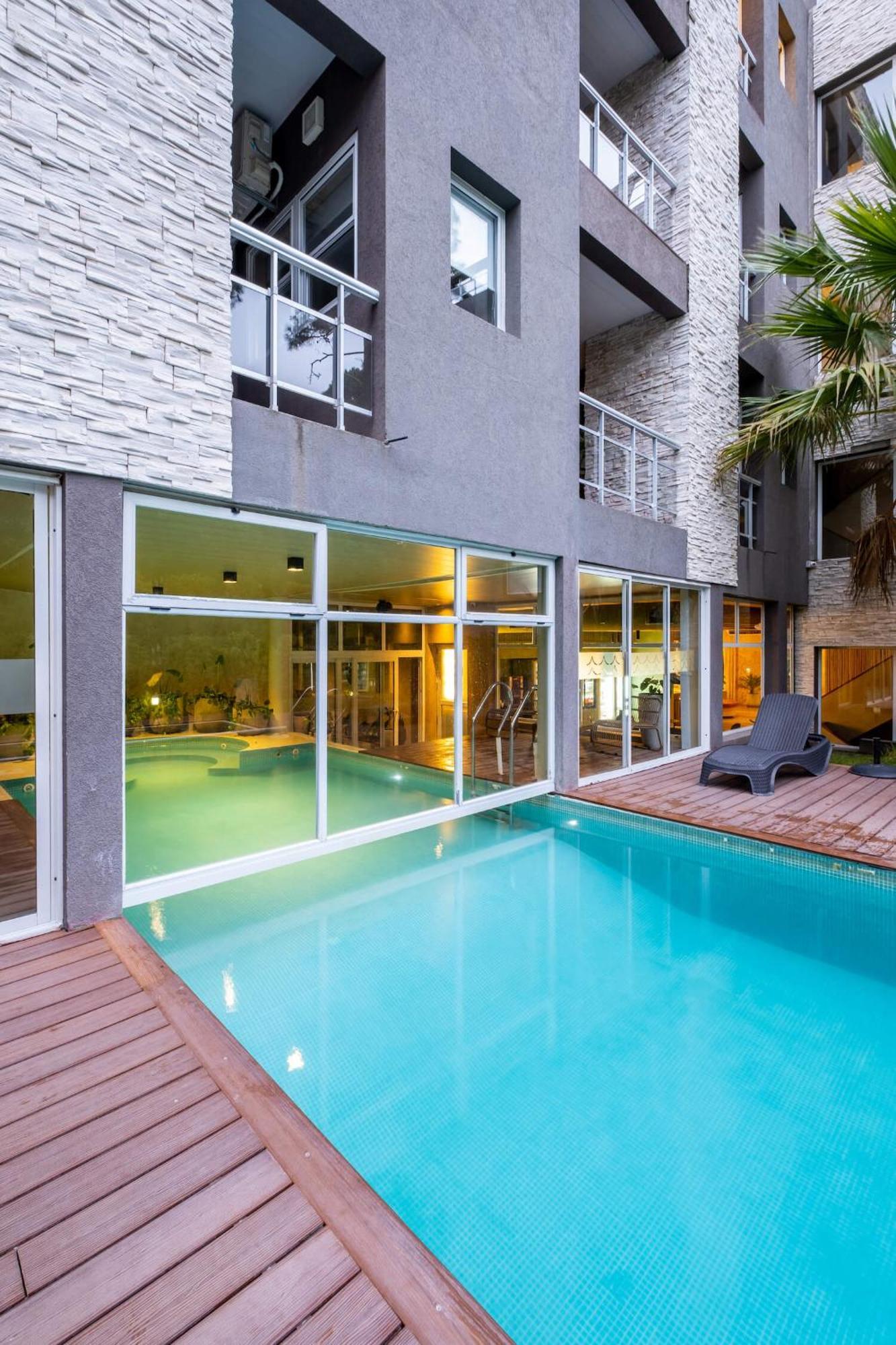 Suite House 卡里罗 外观 照片